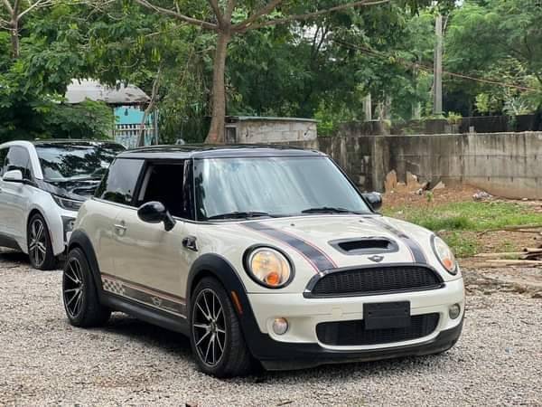 A picture of FOREIGN USED 2012 MINI COOPER SPORT EDITION 8.8M NET PRICE