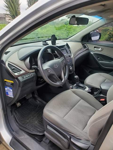 A picture of HUNDAI SANTAFE 2018 MODEL BELGIUM GRADE FIRST USER FIRST BODY