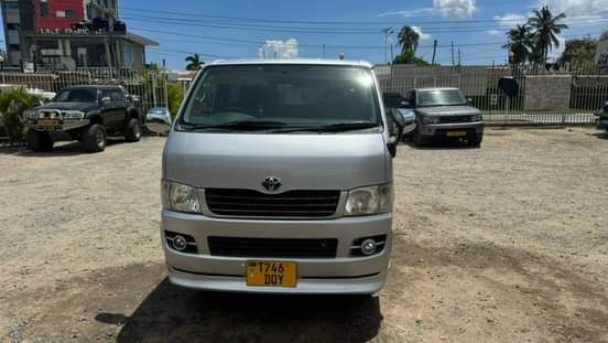 used toyota hiace
