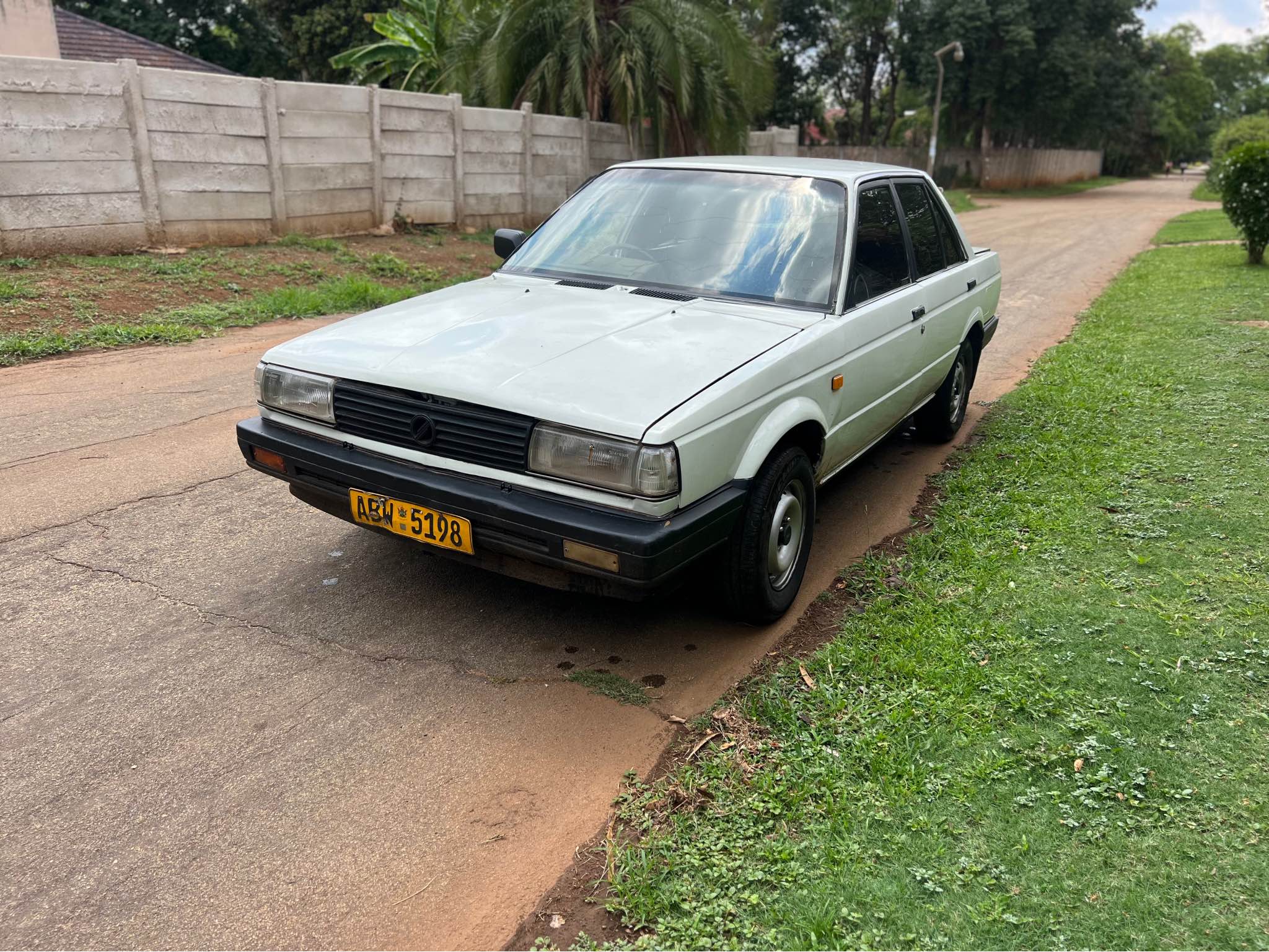 used nissan sunny