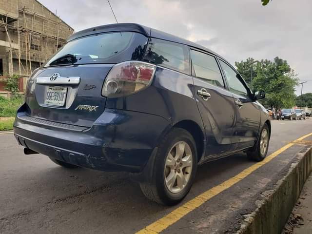 A picture of Reg 05 Toyota matrix Engine gear ac working perfectly Price