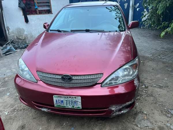A picture of Distress sale 2003 Toyota Bigdaddy good gear transmission active ac