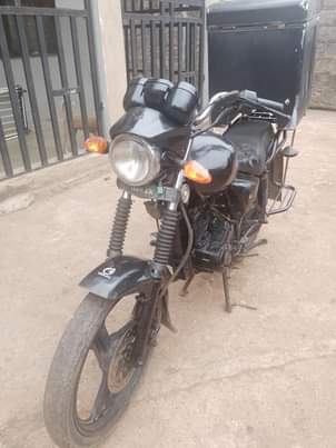 A picture of 200cc dispatch bike