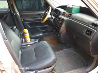 A picture of Honda CR V 98
