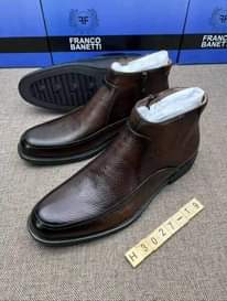 A picture of Men s shoes