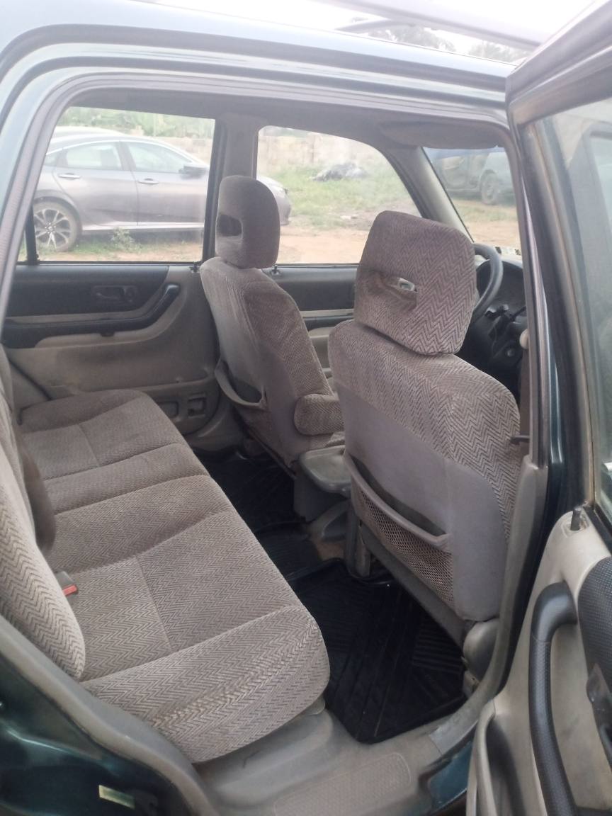 A picture of Honda CR V