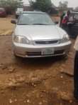 A picture of Honda civic year 2000