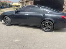 A picture of Lexus ES350