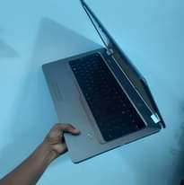 A picture of laptop hp core 2duo inch 17