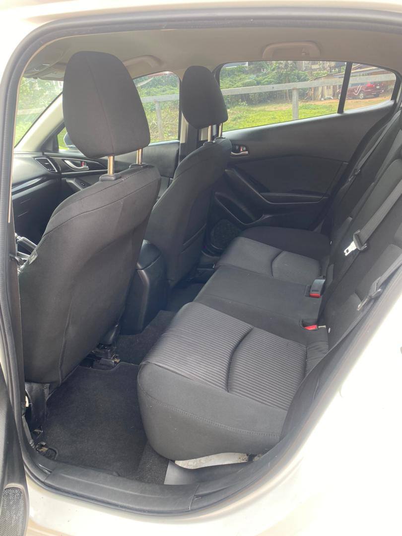 A picture of Mazda 3 2014 model