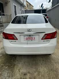A picture of Lexus ES350