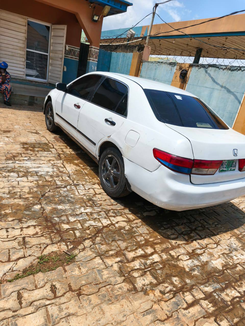 A picture of Honda Accord 2004