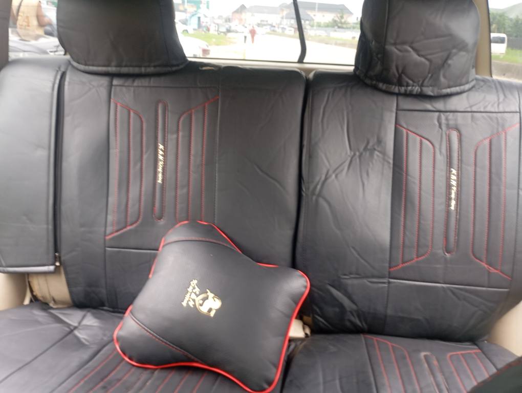 A picture of Toyota highlander 2002