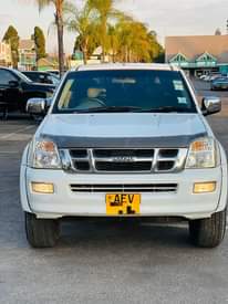 isuzu kb300