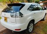 A picture of TOYOTA HARRIER KAWUNDO