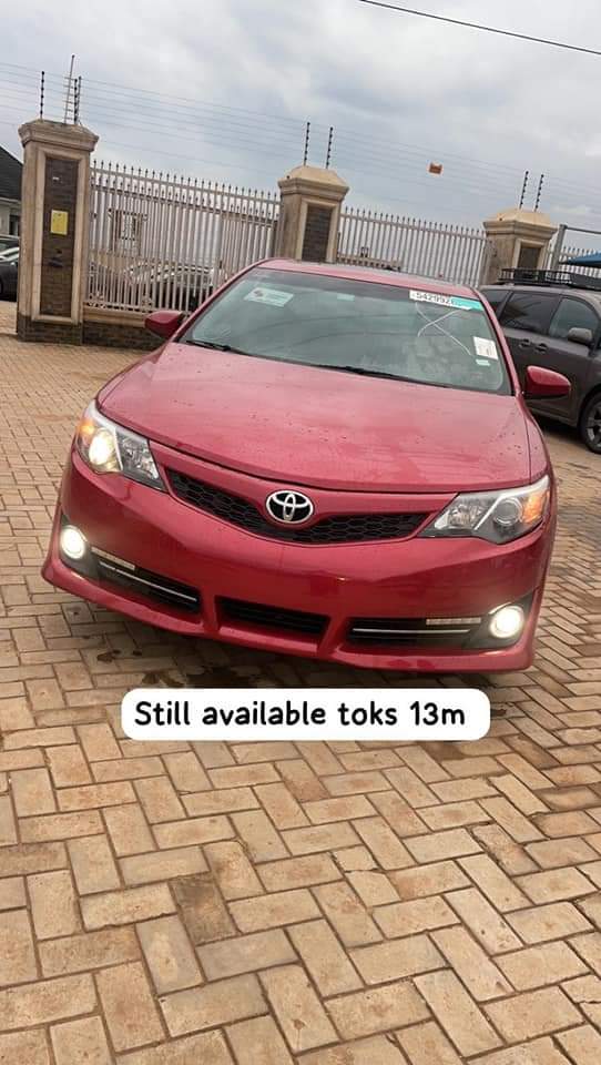 A picture of Lexus Rx330 Rx350 Es350 Toyota Camry Highlander