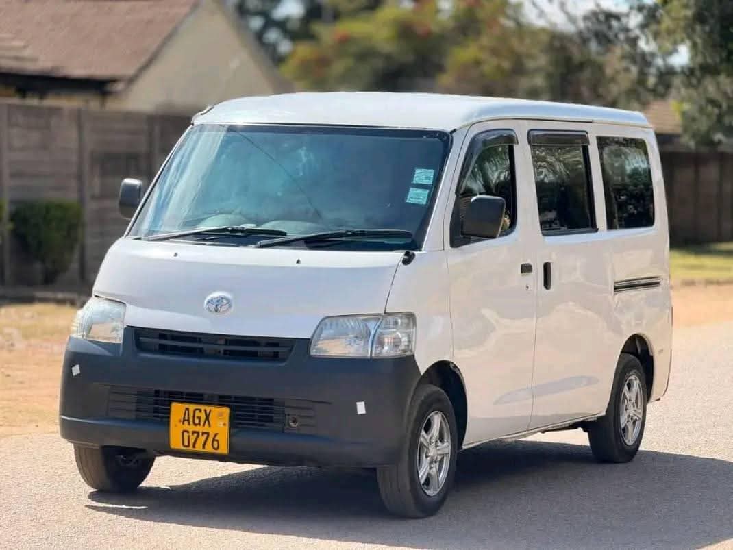 classifieds/cars toyota