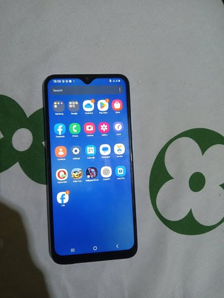A picture of SAMSUNG GALAXY aO4E