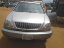 A picture of 100 first body Lexus RX 300 Engine 100 okay Gear
