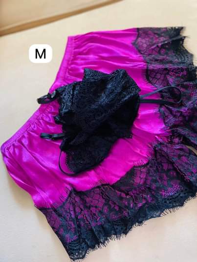 A picture of Ladies nightwear