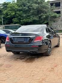 A picture of Mercedes Benz e43 AMG
