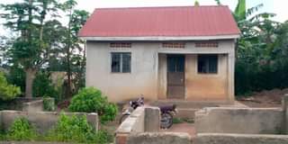 A picture of BIG PLOT WITH HOUSE ON SALE 50 100FT READY TITLE