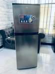 A picture of Fridge Von Lita 150 Clean Sana na Kubwa Yanapatikana Ubungo