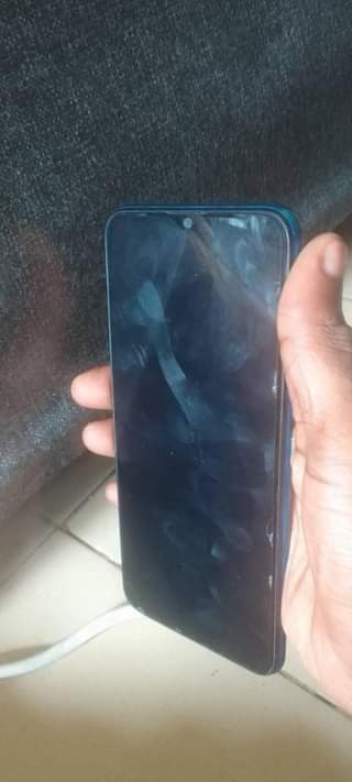A picture of Infinix hot8