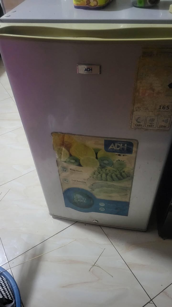 A picture of Fridge