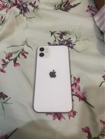 A picture of Iphone 11 plain 64