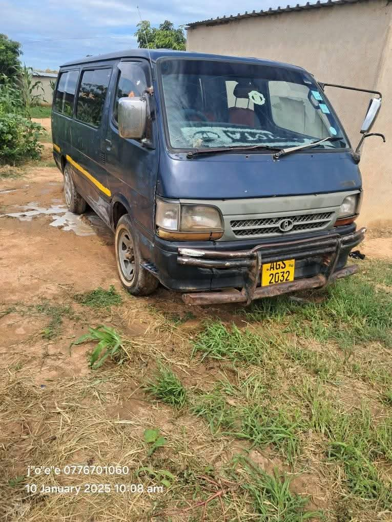 used toyota hiace