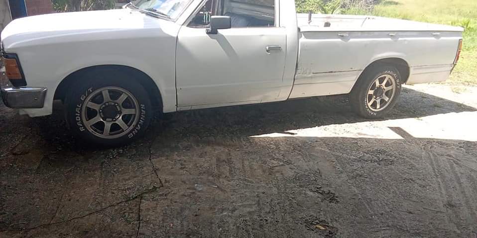 nissan 720