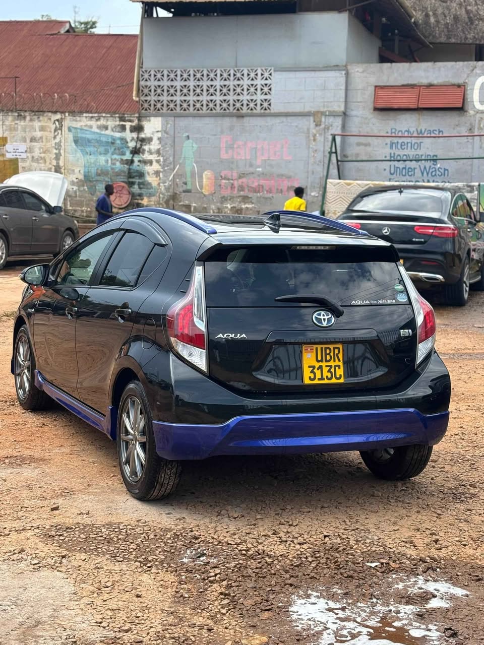 A picture of Toyota aqua urban 2015 hybrid 38m 0779 146 111