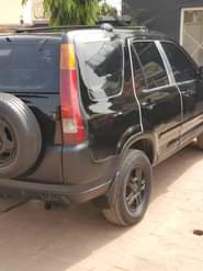 A picture of PRICE SPLASHED 2005 HONDA CRV This is NEATLY Painted on