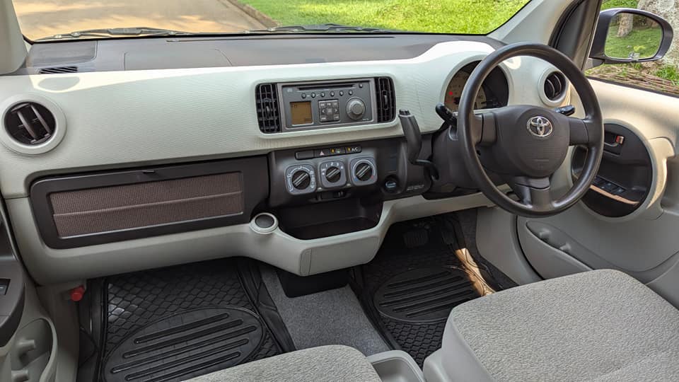 A picture of TOYOTA PASSO 2011