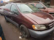 A picture of Neat interior neat exterior engine and gear perfect Toyota sienna