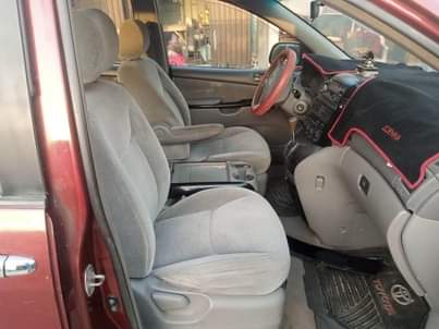 A picture of Nigeria used Sienna 2005
