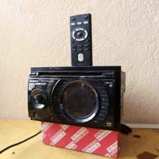 A picture of Clean Belgium tokunbo radio with CD USB BLUETOOTH AUX FRONTLINE