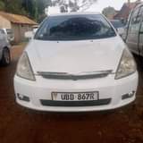 A picture of 2004 Japan Toyota wish