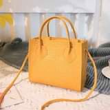 A picture of Min hand bags