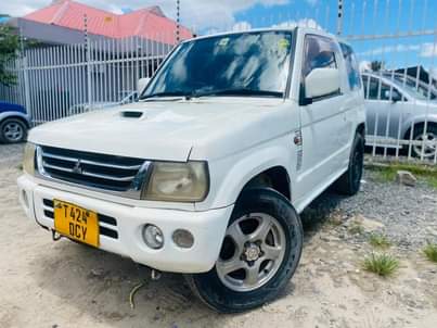 used mitsubishi pajero