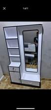 A picture of Indoor furniture