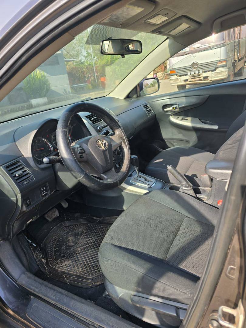 A picture of Distress Distress Distress Belgium grade 2012 Toyota Corolla sports
