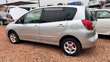 A picture of Toyota spacio