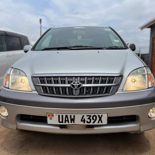 toyota nadia