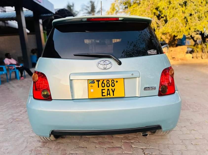 used toyota ist