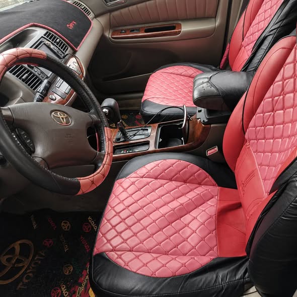 A picture of 2004 Toyota Camry