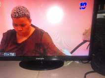 A picture of TV Samsung inch 22