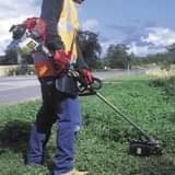 A picture of GRASS TRIMMER NYENGO Machine za kukata MAJANI Zinatumia PETROL so
