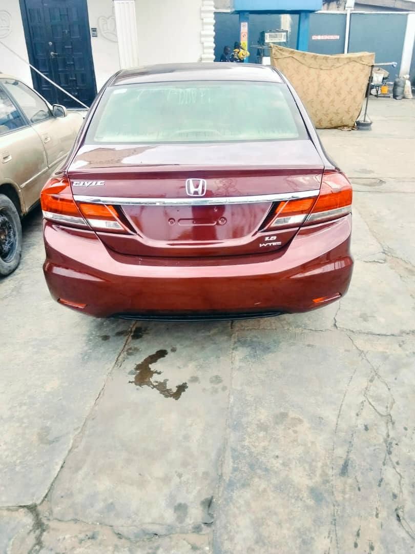 A picture of Honda Civic 2013 model registered good engine and gear AC
